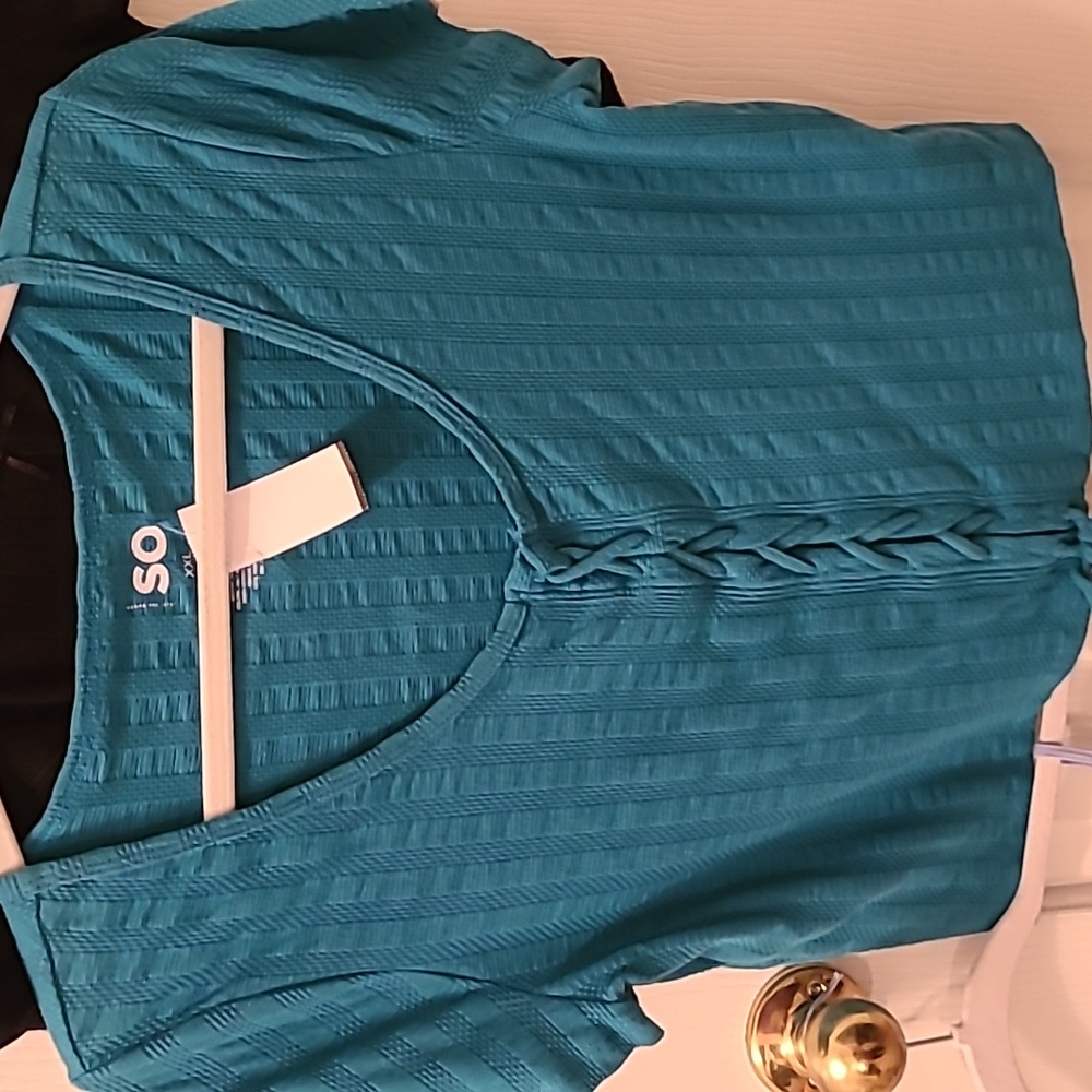 SO BRAND WOMENS JUNIOR PLUS SIZE BUNDLE OF 4 TOPS ALL SIZE XXL - Picture 4 of 16